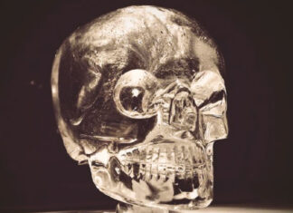 Las Calaveras de Cristal